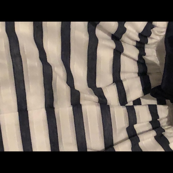 Dress - Picture 4 of 7